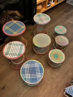 Rieten stoeltjes tabouret nachttafel of salon tafeltje, Ophalen of Verzenden, Gebruikt