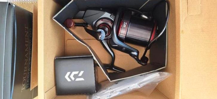 2 x Daiwa 20 tournement basia 45 SCW QD., Watersport en Boten, Hengelsport | Karpervissen, Ophalen