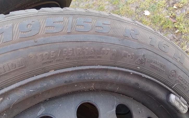 alfa romeo mito winterbanden op stalen velg, Autos : Pièces & Accessoires, Pneus & Jantes, Jante(s), Pneus hiver, Utilisé, Enlèvement