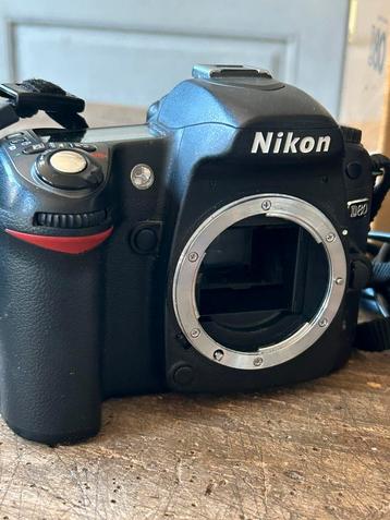 Nikon D80 met Nikon AF-S Nikkor 18-200mm DX VR beschikbaar voor biedingen
