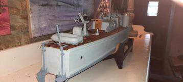 Volledig houten rc patrouilleboot oorlogsschip beschikbaar voor biedingen