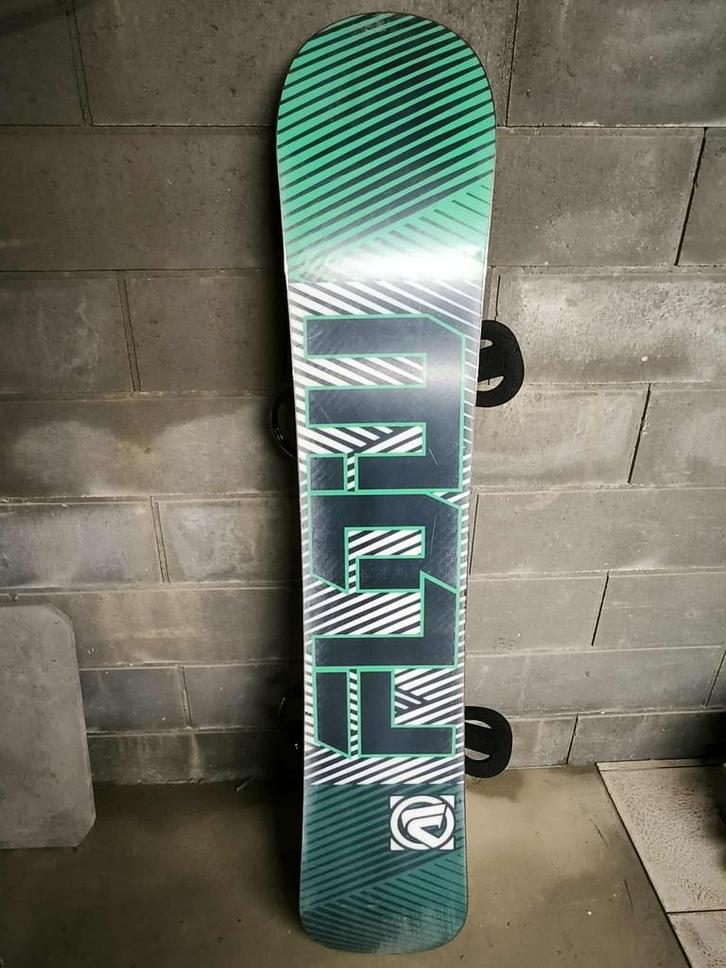Planche de snowboard, Sport en Fitness, Snowboarden, Zo goed als nieuw, Board, Ophalen