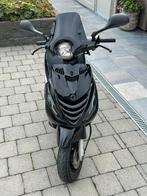 Piaggio zip 2takt 2003(A klasse, alle papieren), Fietsen en Brommers, Scooters | Piaggio, Ophalen, Tweetakt, Zip, Klasse A (25 km/u)