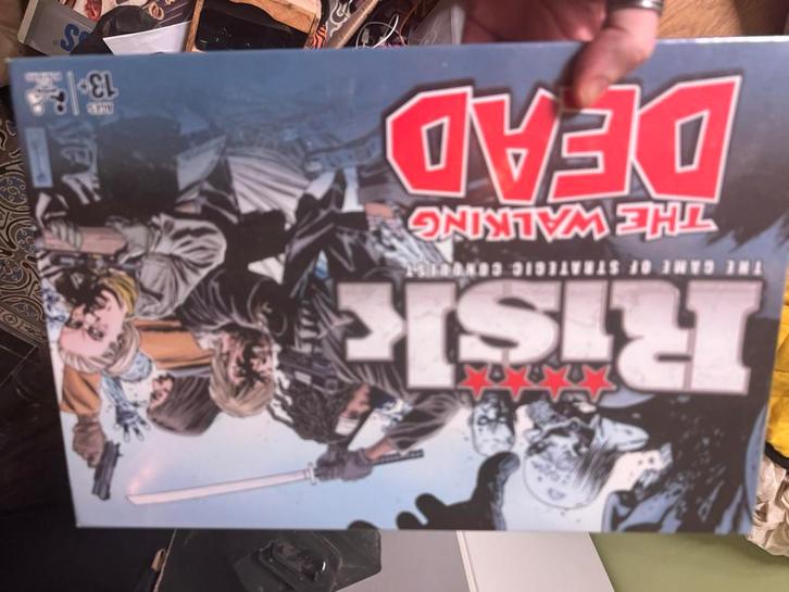 Risk: The Walking Dead – Survival Edition (nieuw, verzegeld), Hobby en Vrije tijd, Gezelschapsspellen | Bordspellen, Nieuw, Ophalen
