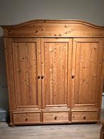 Kleerkast in grenen, Ophalen, Zo goed als nieuw