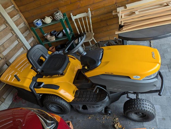 Zitmaaier Stiga Estate 384 hydro, benzine. Bwjr 06/23, Tuin en Terras, Zitmaaiers, Opvangbak, Ophalen