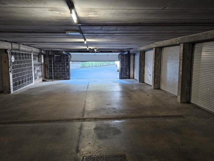 Garage à vendre : Avenue de l’Exposition 344– Jette, Immo, Garages en Parkeerplaatsen, Brussel