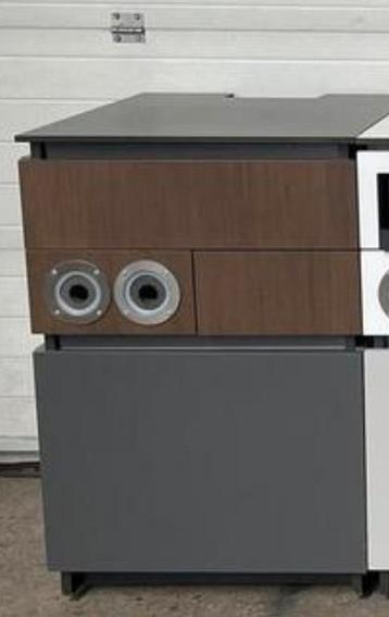 Koffiekast onderkast in nieuwstaat beschikbaar voor biedingen