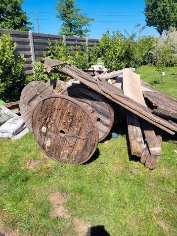 Déchets de bois gratuits, Enlèvement, Utilisé