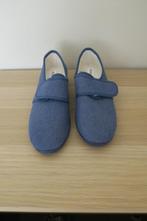 Blauwe pantoffels - Damart - M 41, Blauw, Nieuw, Ophalen of Verzenden, Pantoffels of Sloffen