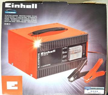 Einhell auto batterijlader 12V beschikbaar voor biedingen