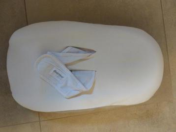 Doomoo veiligheidskussen + 2 hoezen baby beschikbaar voor biedingen