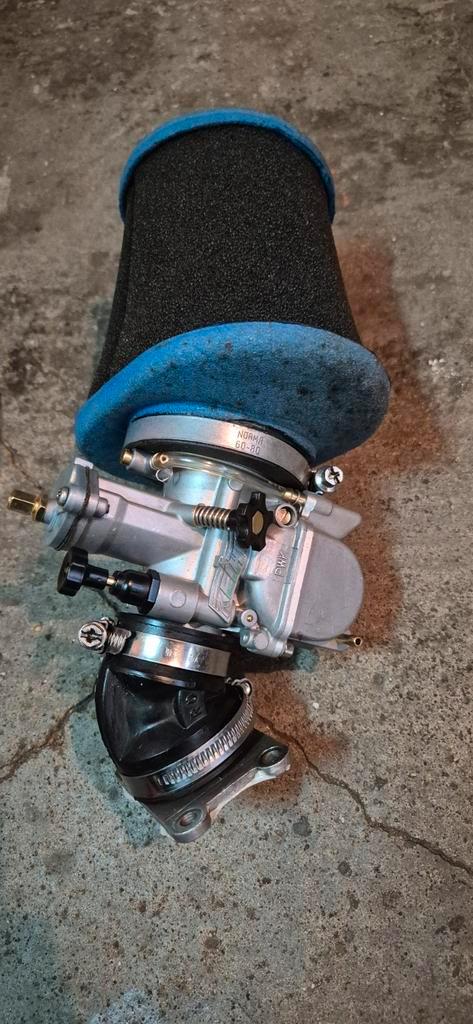 28/24mm carbu met polini luchtfilter en spruitstuk 360, Fietsen en Brommers, Brommeronderdelen | Algemeen, Uitlaat, Ophalen