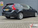 Volvo V60 2.0 D4 Summum Business | Leder | Stoelverwarming |, Auto's, Volvo, Zwart, 101 g/km, Startonderbreker, Te koop