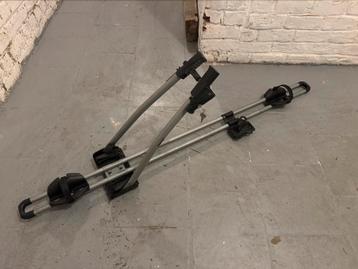 THULE FreeRide 532 fietsenrek voor op het dak beschikbaar voor biedingen
