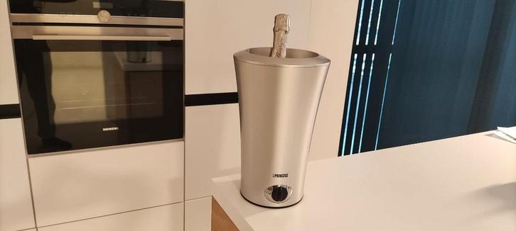 Wijnkoeler, Electroménager, Réfrigérateurs & Frigos, Comme neuf, Sans bac à congélation, Moins de 75 litres, Enlèvement