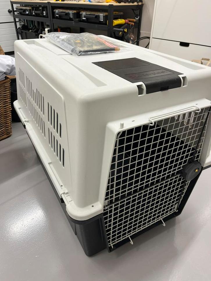 XXXXL hondenbench FERPLAST slechts 1 keer gebruikt, Dieren en Toebehoren, Transportboxen, Zo goed als nieuw, Ophalen