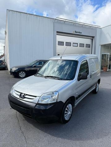 Peugeot Partner 1.6 HDI Euro 4 jaar 2008, 228.000 km  beschikbaar voor biedingen