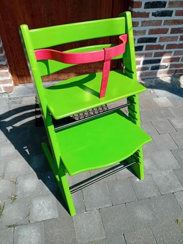 Stokke Tripp Trapp met beugel en riempje beschikbaar voor biedingen