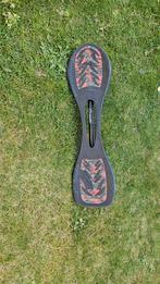 Waveboard zwart/rood in goede staat, Sport en Fitness, Ophalen, Gebruikt, Waveboard