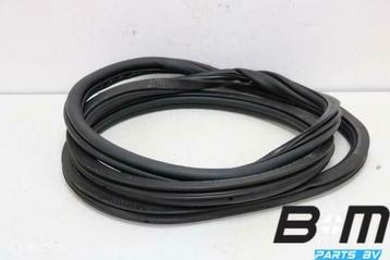 Portierrubber linksachter VW Golf 7 5G6867913B disponible aux enchères