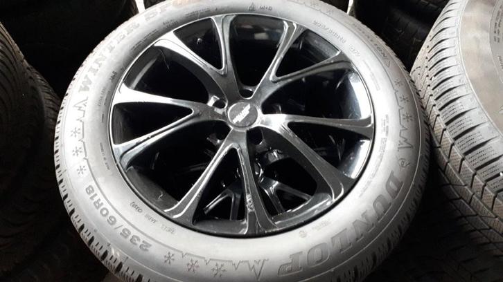 Kit Hiver Range Rover Evoque / Disco SPORT + 235/60/18, Auto-onderdelen, Banden en Velgen, Banden en Velgen, Winterbanden, 18 inch