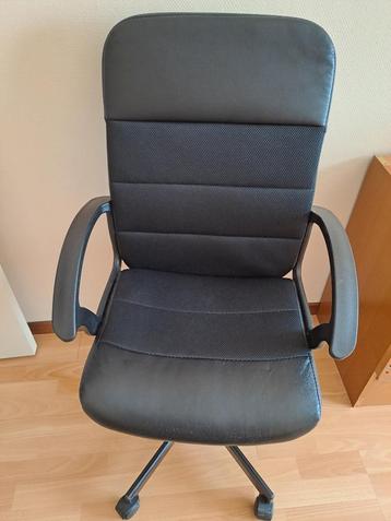 chaise de bureau beschikbaar voor biedingen