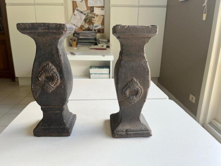 2 decoratieve kandelaars in aardewerk, Huis en Inrichting, Woonaccessoires | Kandelaars en Kaarsen, Zo goed als nieuw, Kandelaar