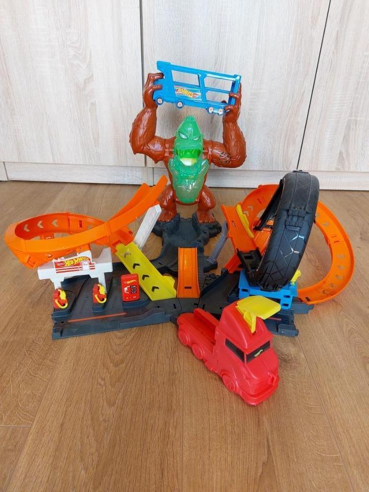Hot Wheels Toxic Gorilla Slam Mega Speelset, Kinderen en Baby's, Speelgoed | Racebanen, Zo goed als nieuw, Racebaan, Hot Wheels