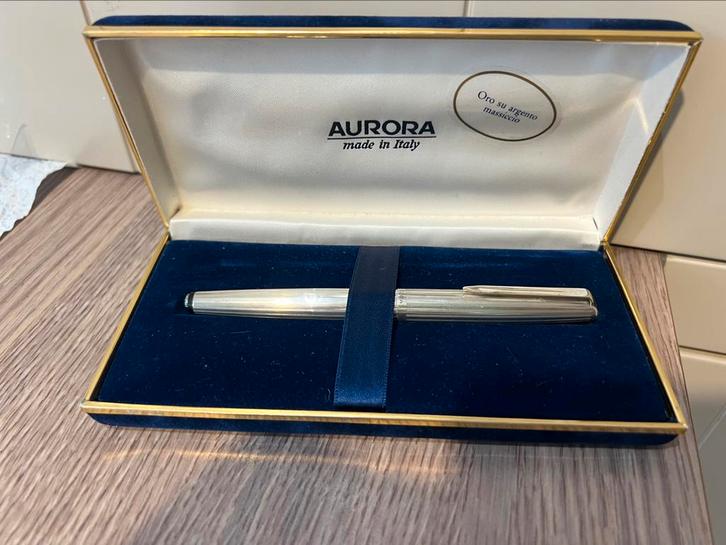 Aurora 98 Sterling Silver  14K F punt, Verzamelen, Pennenverzamelingen, Zo goed als nieuw, Ophalen of Verzenden