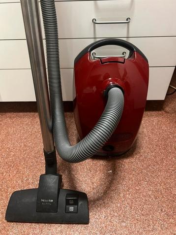 Aspirateur, miele beschikbaar voor biedingen