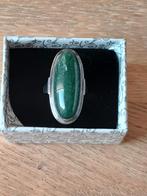 Zeer mooie zilveren ring met jade steen, Ophalen
