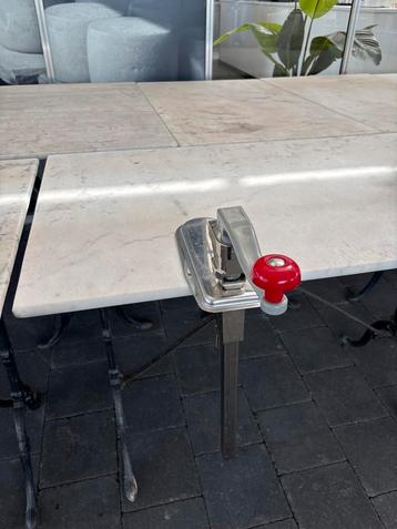 Professionele horeca blikopener – tafelmodel beschikbaar voor biedingen