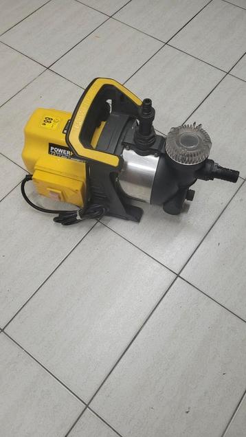 Waterpomp Nieuw 0470102712    75 euro beschikbaar voor biedingen