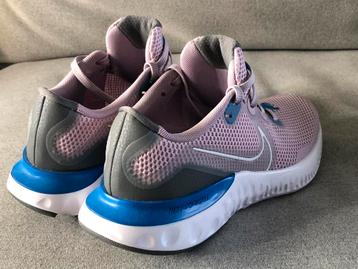 Nike Renew Run 'Iced Lilac', gym, EU 38 beschikbaar voor biedingen