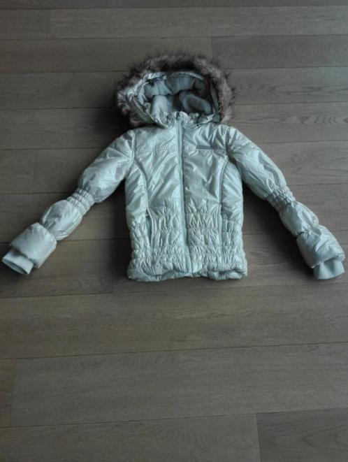 Winterjas meisje merk Vingino - maat 12 jaar NIEUWstaat, Kinderen en Baby's, Kinderkleding | Maat 152, Nieuw, Meisje, Jas, Ophalen of Verzenden