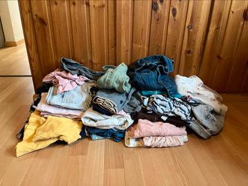 Kleertjes maat 80 meisjes  beschikbaar voor biedingen