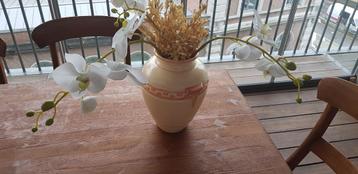 Zeer mooie vintage vaas in porselein met bloemen anno 1970 g