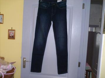 a vendre pantalon homme  beschikbaar voor biedingen