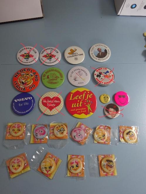 Buttons groot en klein, onderwerpen verschillend Button div, Verzamelen, Speldjes, Pins en Buttons, Zo goed als nieuw, Button