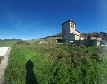 Bouwgrond naast Pamplona-Spanje met superb uitzicht beschikbaar voor biedingen