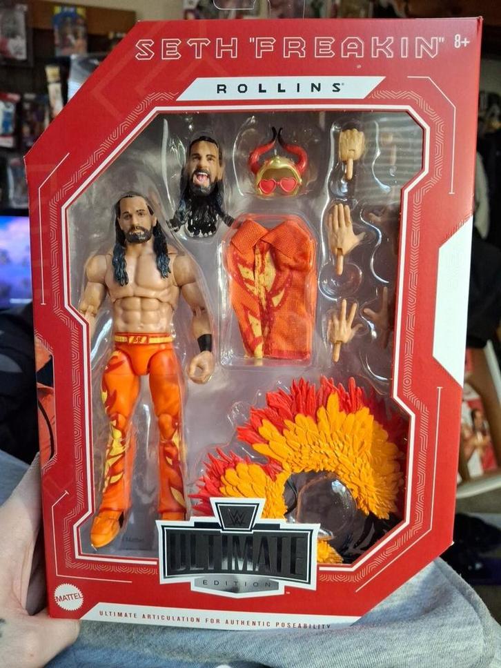 WWE Seth Rollins Ultimate Edition – Fire Gear – Neuf, Verzamelen, Poppetjes en Figuurtjes, Zo goed als nieuw, Ophalen of Verzenden