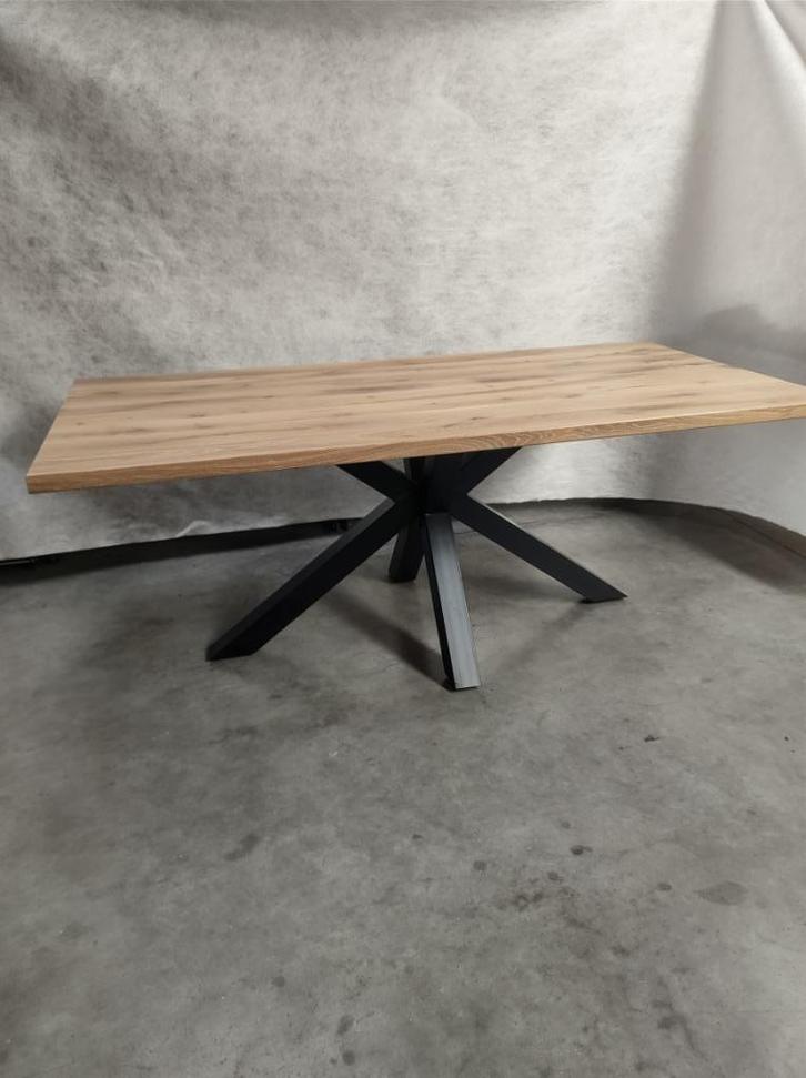 Nieuwe massief eiken tafel, Huis en Inrichting, Tafels | Eettafels, Nieuw, 50 tot 100 cm, 150 tot 200 cm, Vijf personen of meer
