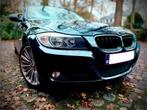 ***Bmw 318d e91 zwart met panoramisch dak***, Auto's, Euro 5, Achterwielaandrijving, Zwart, Zwart