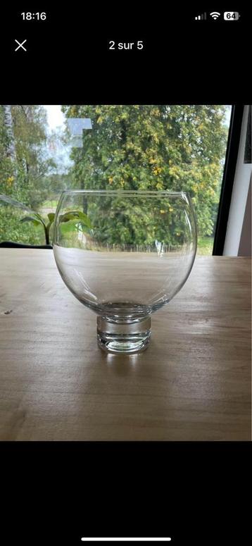 Vase beschikbaar voor biedingen