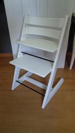 Witte tripp trapp stoel stokke, Ophalen, Zo goed als nieuw, Meegroeistoel, Aanschuifbaar