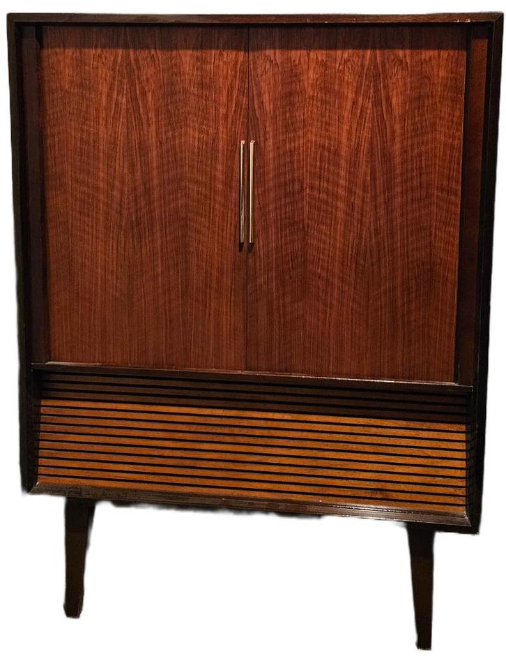 Vintage tv meubel, Maison & Meubles, Armoires | Mobilier de télévision, Comme neuf, Enlèvement