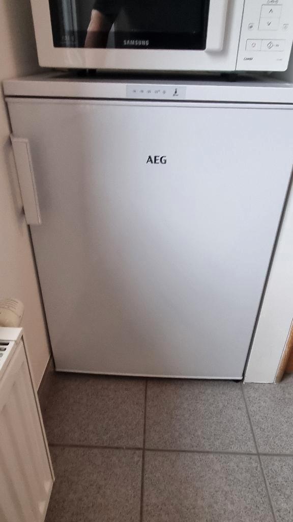 AEG Diepvries "No Frost" - 1 jaar oud, Elektronische apparatuur, Vriezers en Diepvrieskisten, Nieuw, Vrijstaand, Vrieskast, 85 tot 120 cm