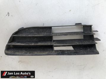 Bumper rooster links Audi Coupe GT B2 811853667D beschikbaar voor biedingen