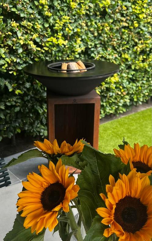 OFYR 85 bbq in topstaat – inclusief luxe accessoires, Tuin en Terras, Buitenkeukens, Zo goed als nieuw, Ophalen